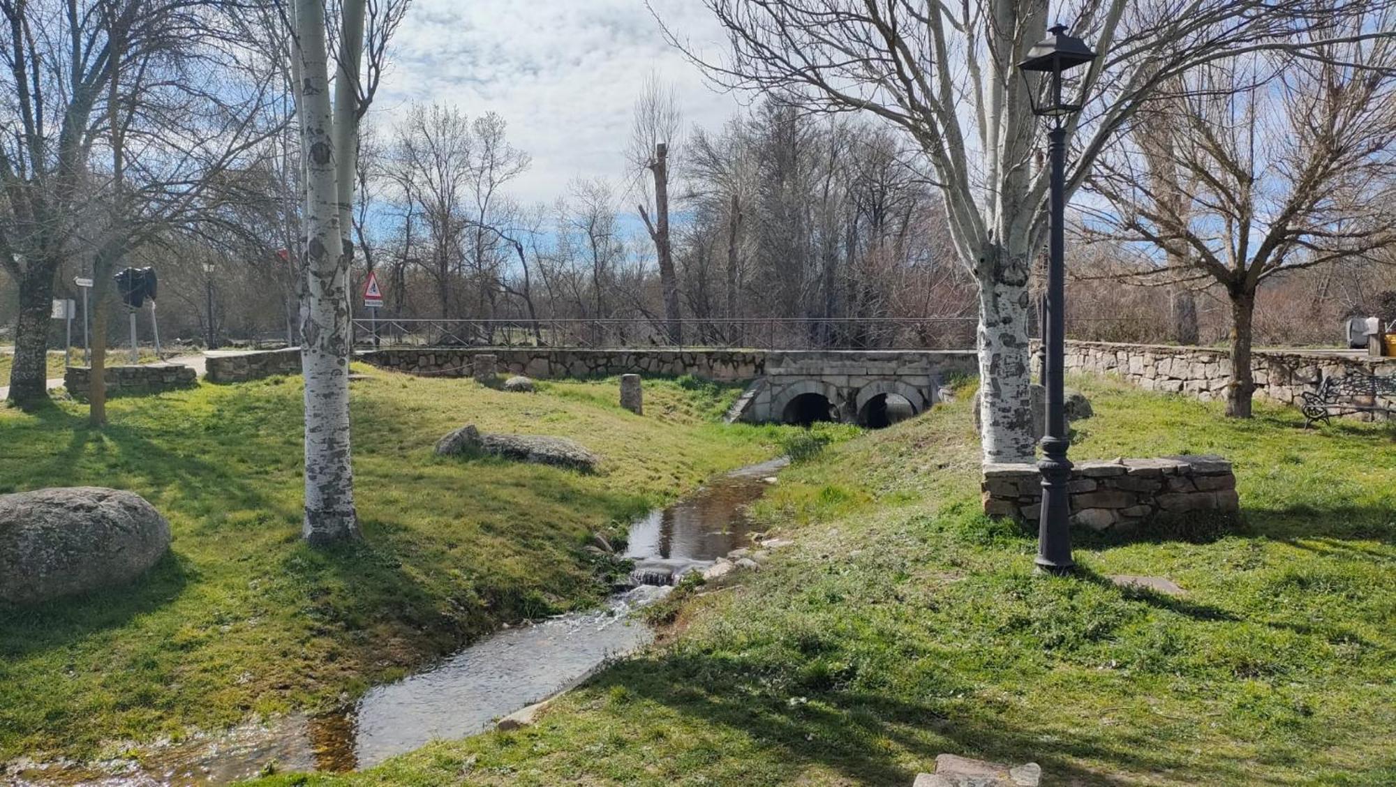 Alojamientos La Dehesa El Berrueco Bagian luar foto