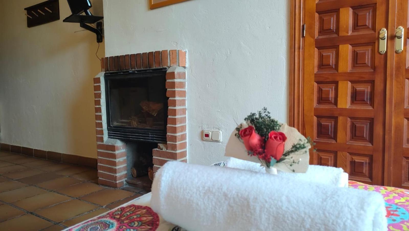 Alojamientos La Dehesa El Berrueco Bagian luar foto